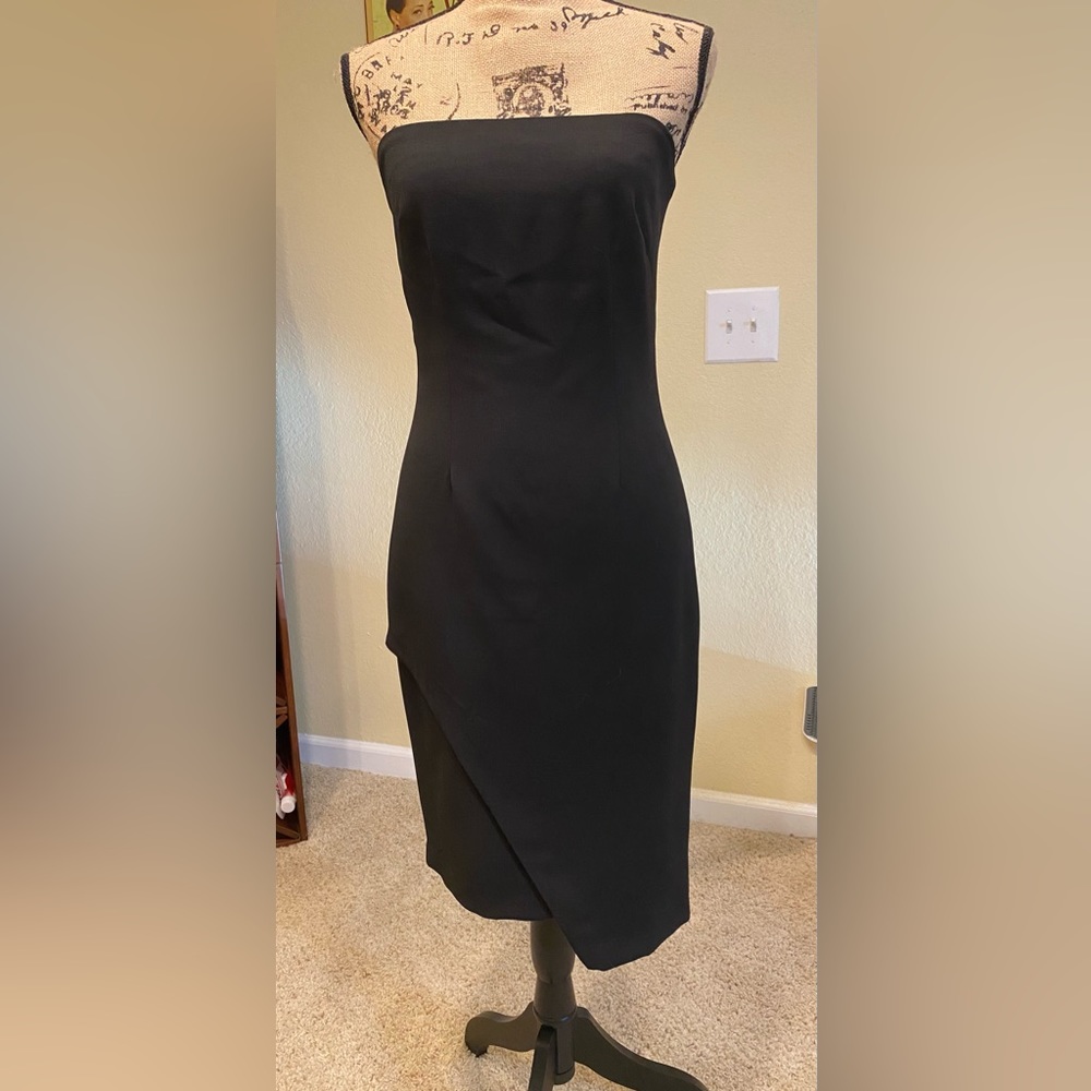 NWT White House Black Market Black Sleeveless Sheath Dress